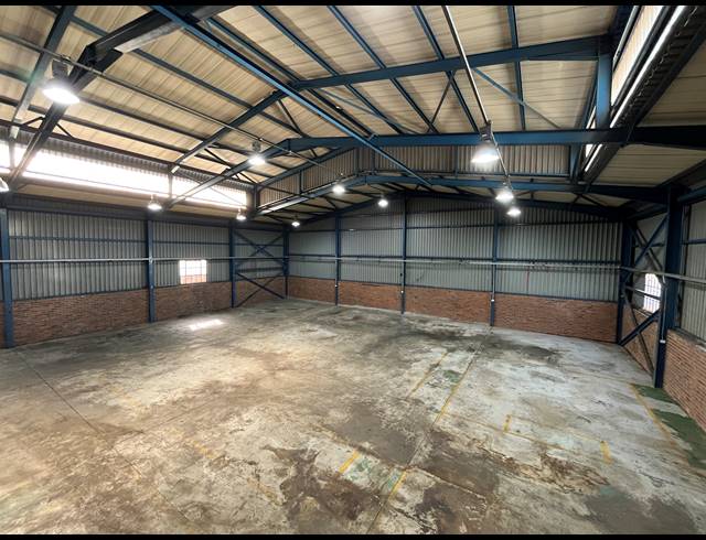 625M² WAREHOUSE TO LET IN SEBENZA